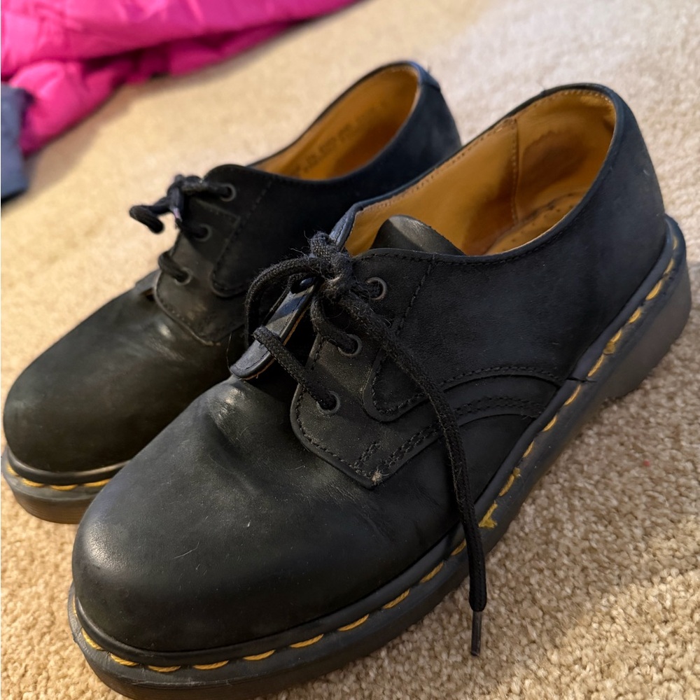 Vintage Dr Martens 90s Black Leather Lace-Up Shoes